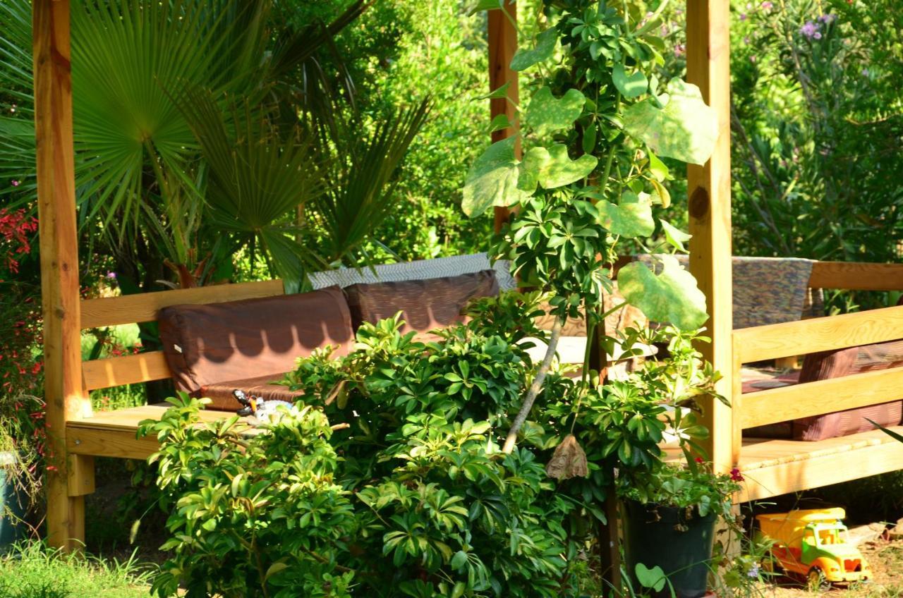 Tunays Pansiyon Bed and Breakfast Çıralı Exteriör bild