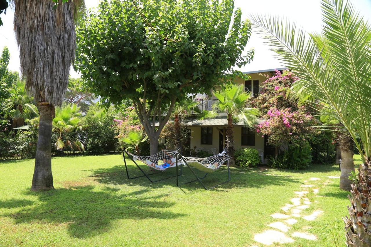 Tunays Pansiyon Bed and Breakfast Çıralı Exteriör bild