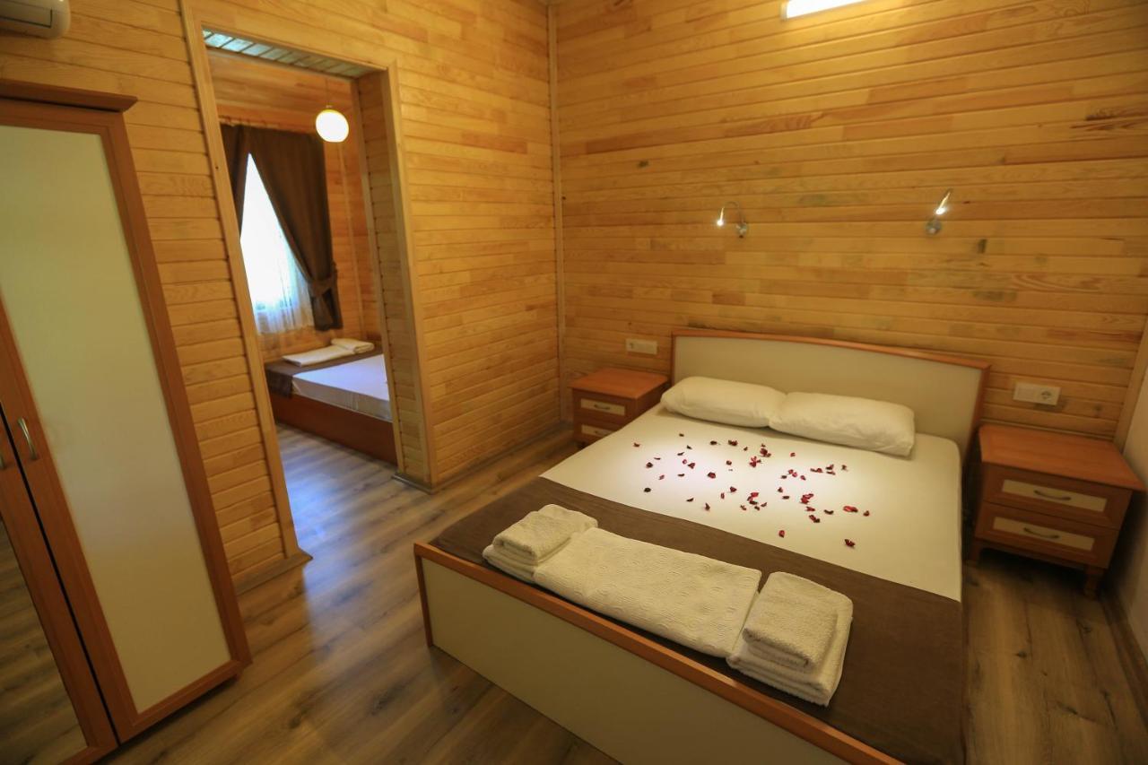 Tunays Pansiyon Bed and Breakfast Çıralı Exteriör bild